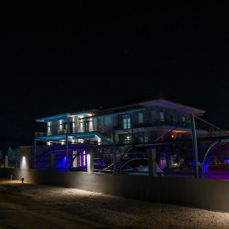 Berries Luxury Apartments Nea Moudania Exterior foto