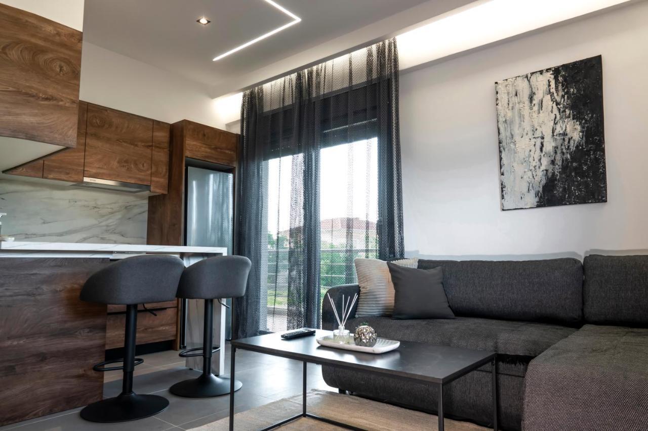 Berries Luxury Apartments Nea Moudania Exterior foto