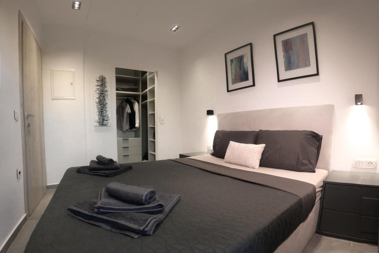 Berries Luxury Apartments Nea Moudania Exterior foto