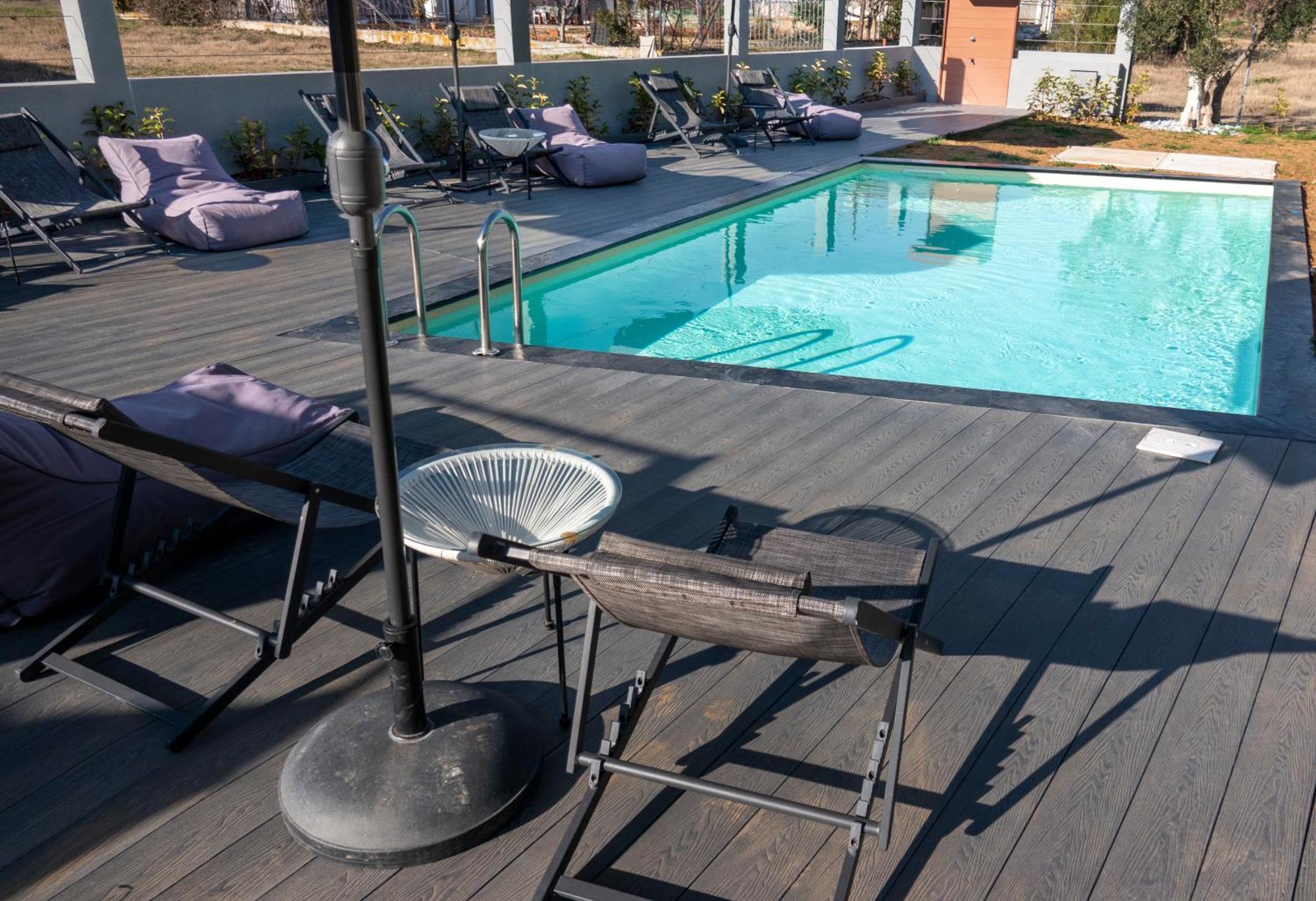 Berries Luxury Apartments Nea Moudania Exterior foto